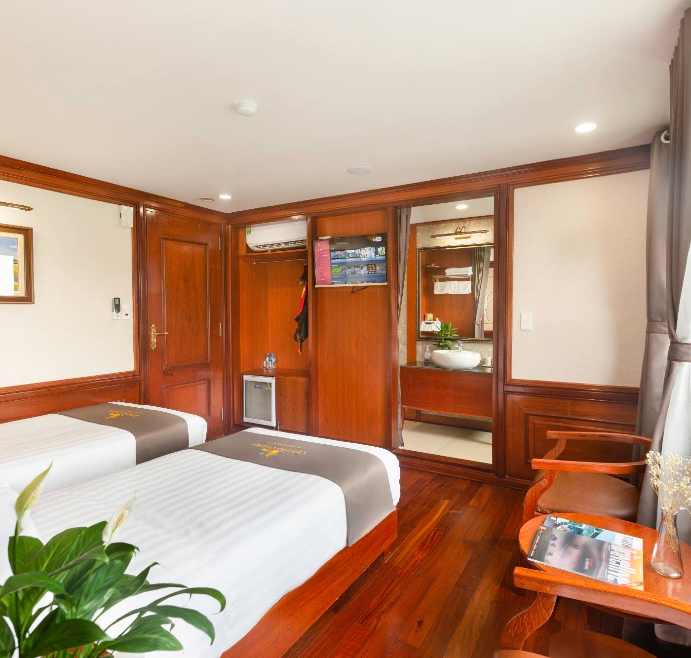 Calypso Cruise