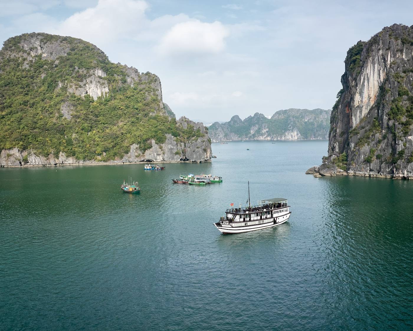 Garden Bay Legend Cruise