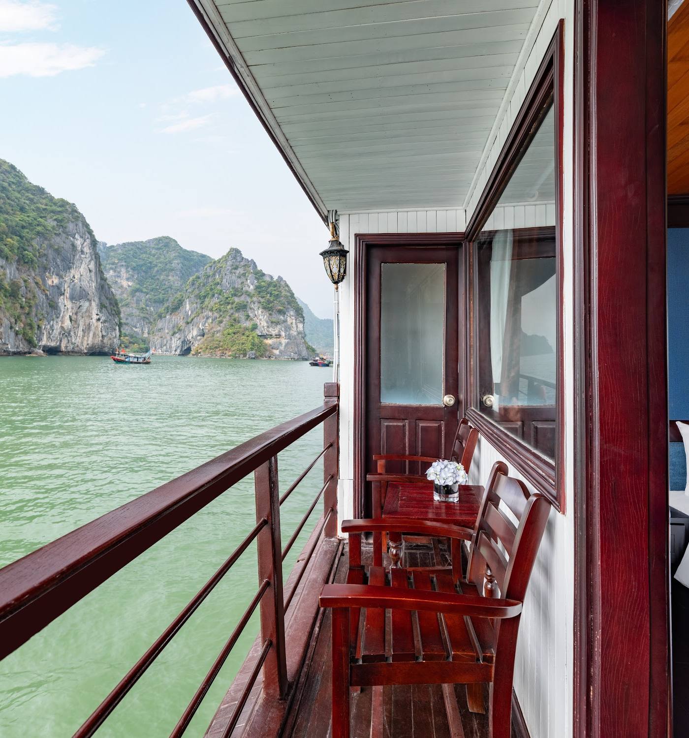 Garden Bay Legend Cruise