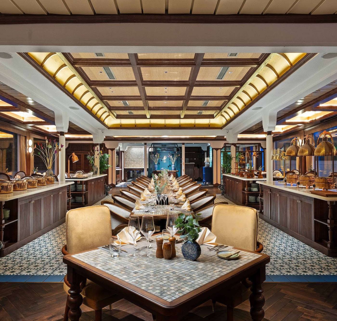 Lyra Grandeur Cruise