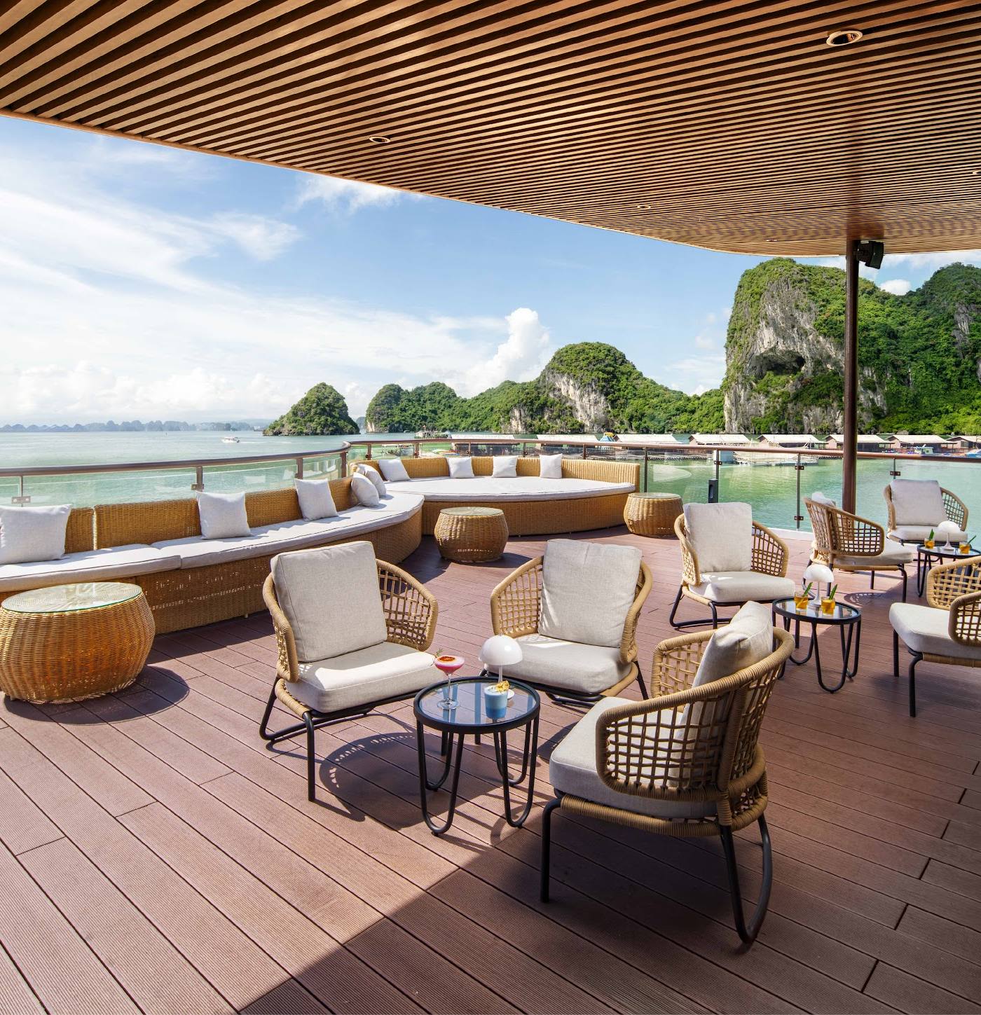 Lyra Grandeur Cruise