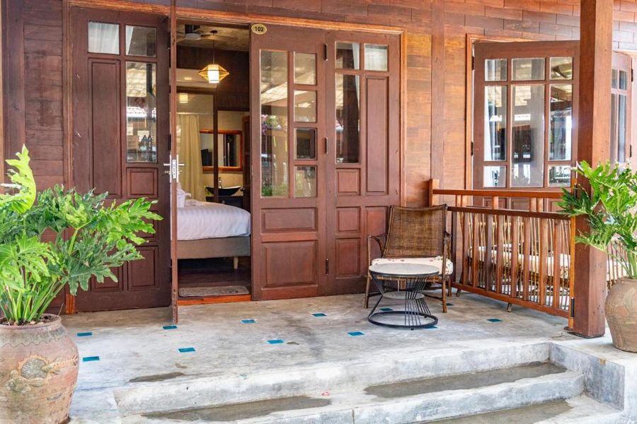 Hoianbang Beach Front Villa - Deluxe Double Room