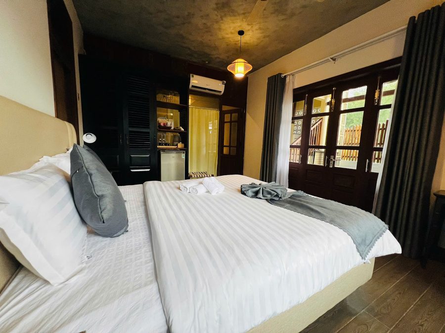 Hoianbang Beach Front Villa - Deluxe Double Room
