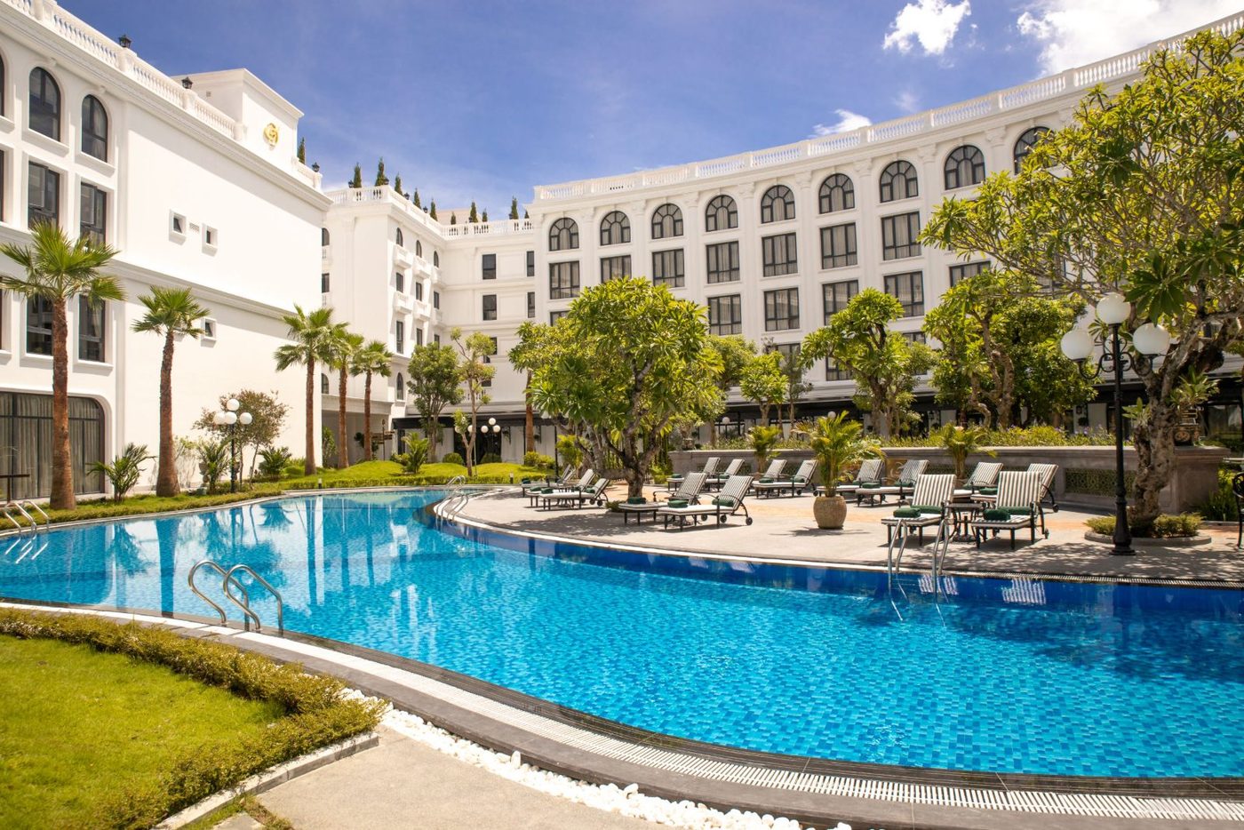 Silk Path Grand Hue Hotel & Spa