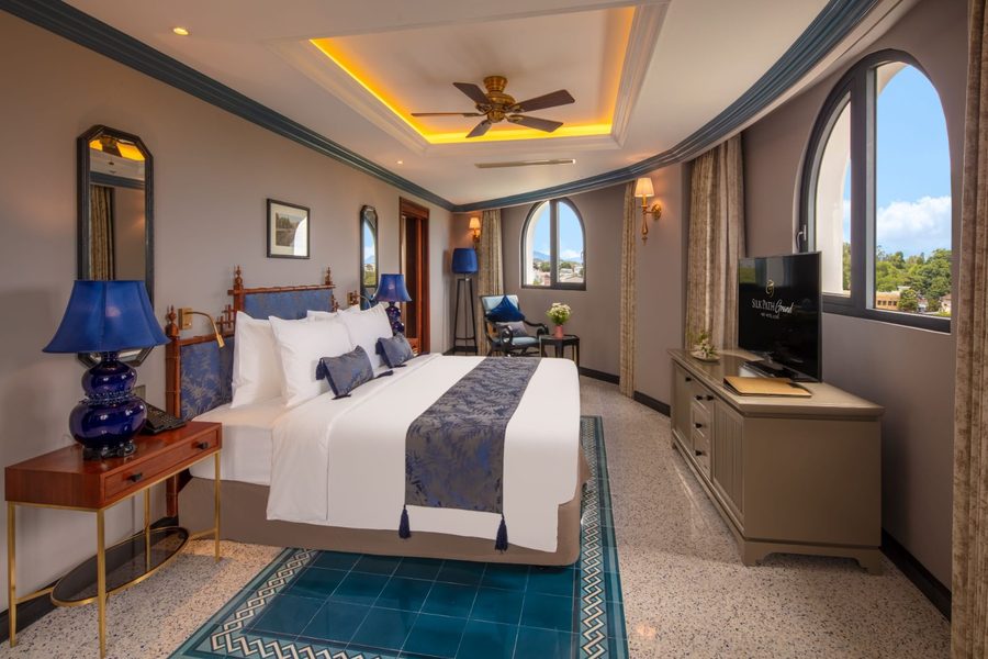Silk Path Grand Hue Hotel & Spa - Executive Suite