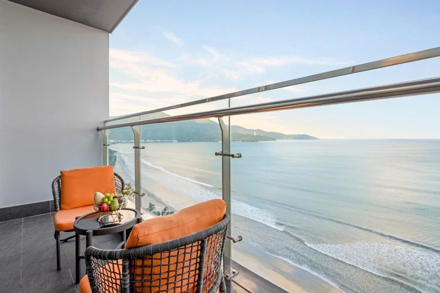 Le Sands Oceanfront Da Nang Hotel - 1 Bedroom Residence Oceanfront
