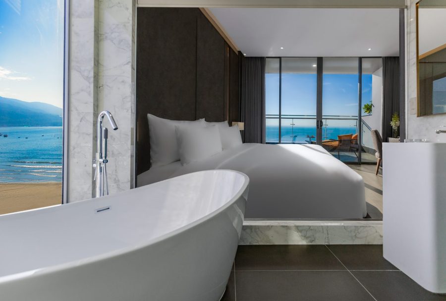 Le Sands Oceanfront Da Nang Hotel - 1 Bedroom Residence Oceanfront