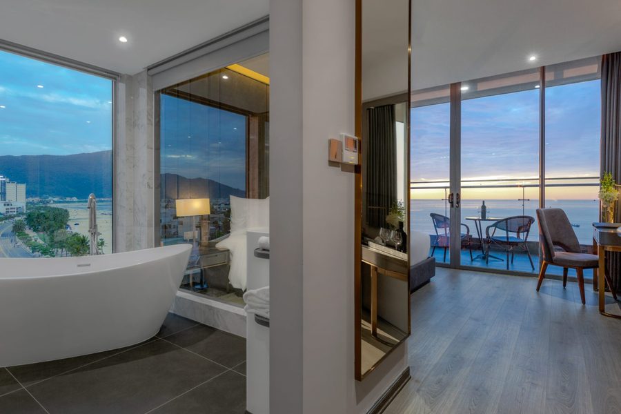 Le Sands Oceanfront Da Nang Hotel - 2 Bedroom Residence Oceanfront