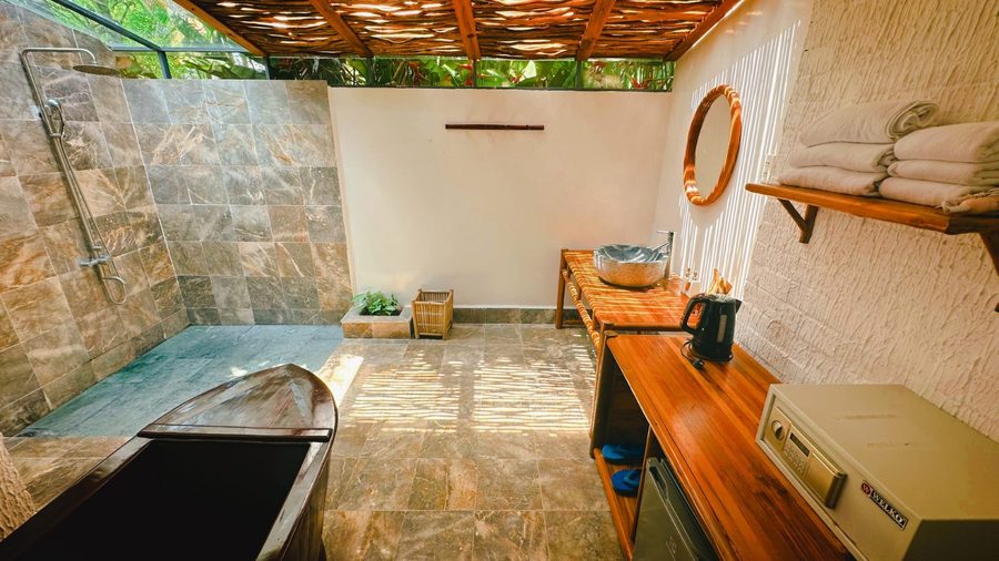 Mekong Lodge - Suite Room