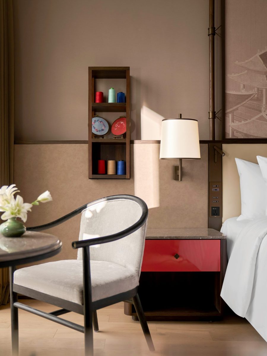 Dusit Hotel Le Palais Tu Hoa Hanoi - Deluxe King