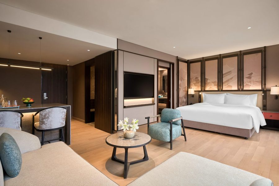 Dusit Hotel Le Palais Tu Hoa Hanoi - Junior Suite King
