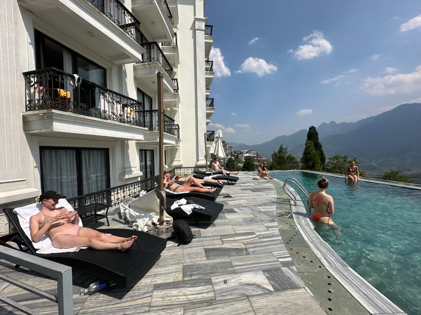 The View Sapa Hotel