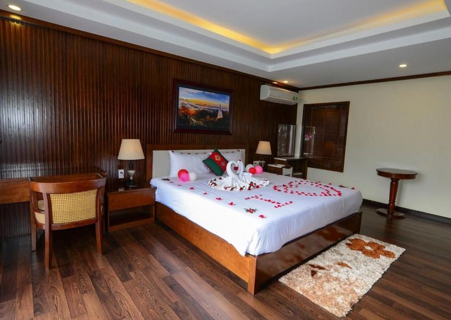 The View Sapa Hotel - Suite with Balcony