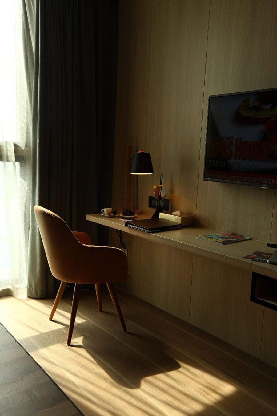 Liberty Central Saigon Citypoint - Signature City View Room