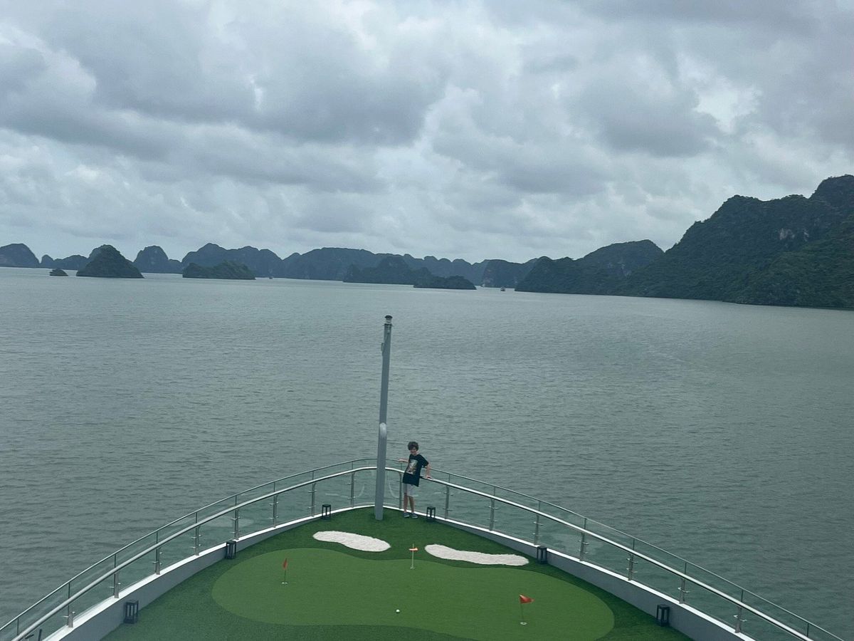 Iconic limestone islands of Ha Long Bay Iconic limestone islands of Ha Long Bay