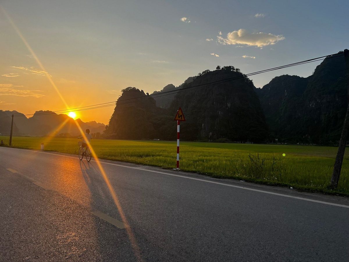 Sunset cycling through the rice fields Sunset cycling through the rice fields