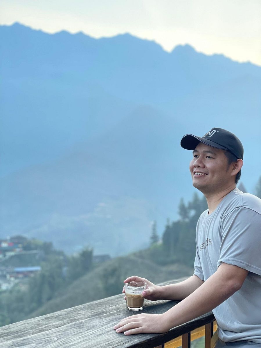Relaxing at a Sapa viewpoint cafe Relaxing at a Sapa viewpoint cafe
