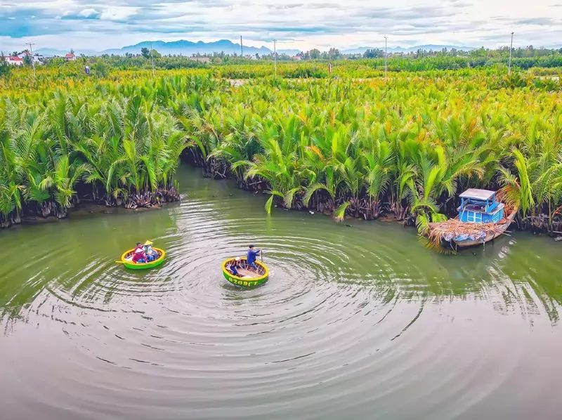 Coconut Village & Hoi An Ancient Town Small-Group Tour photo 9