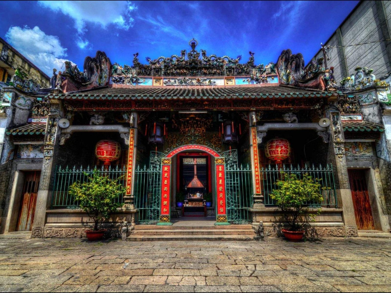 Ho Chi Minh City History & Culture Half-Day Tour photo 1