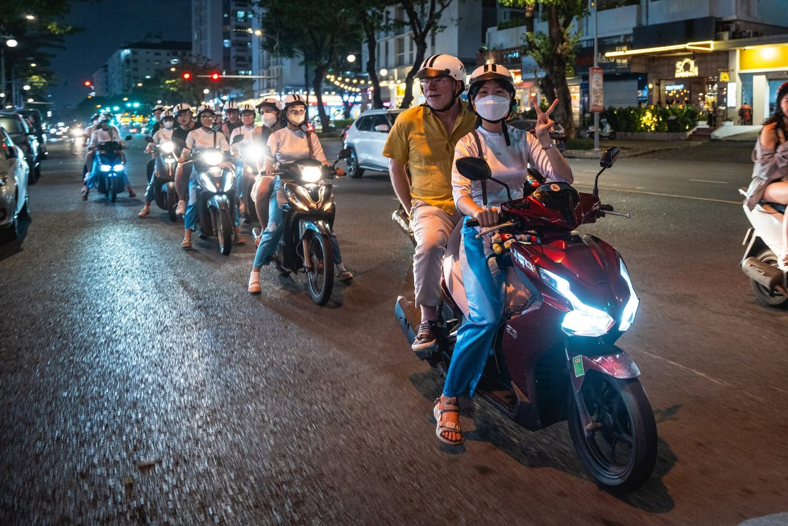 Saigon Night Scooter & Street Food Experience photo 3
