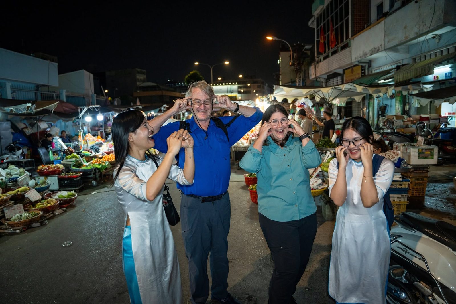 Saigon Night Scooter & Street Food Experience photo 7