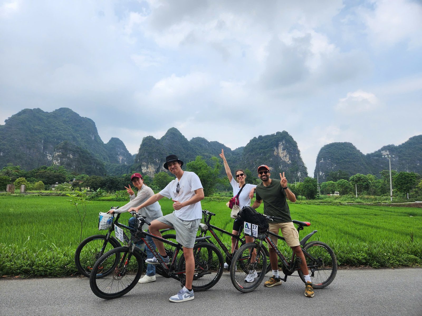 Ninh Binh cycling & hiking tour