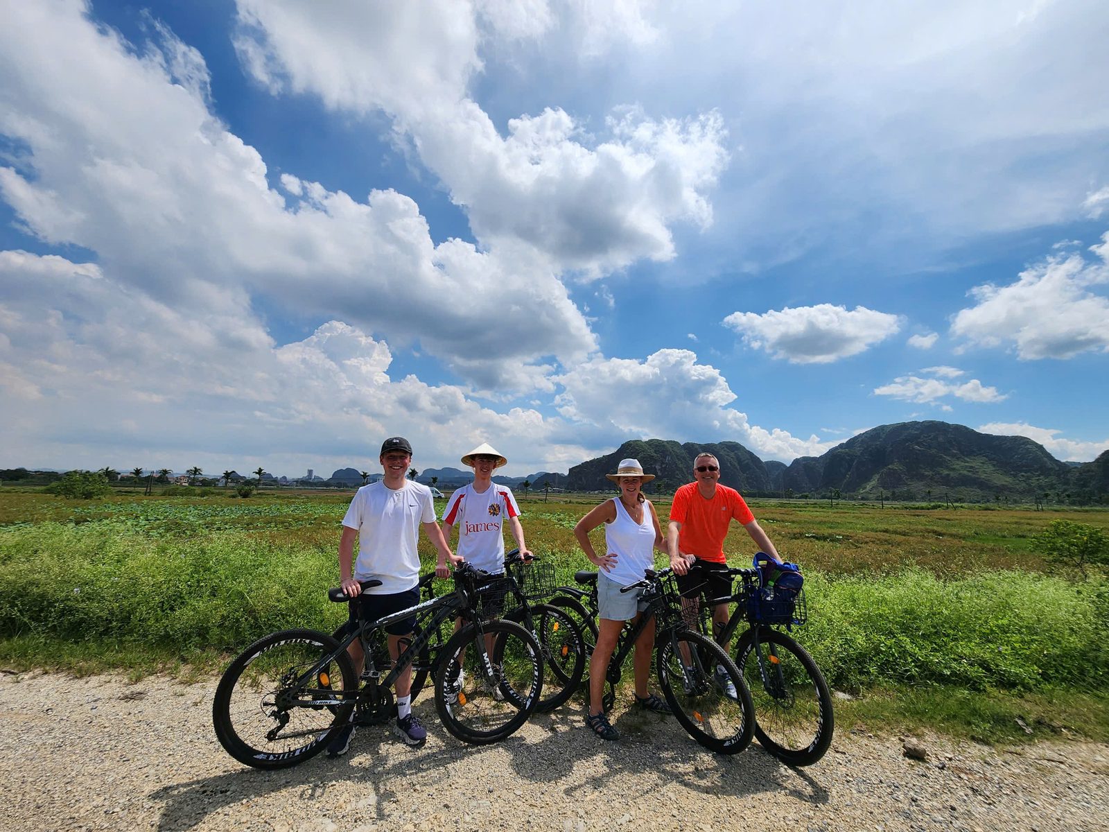 Ninh Binh sunset cycling tour