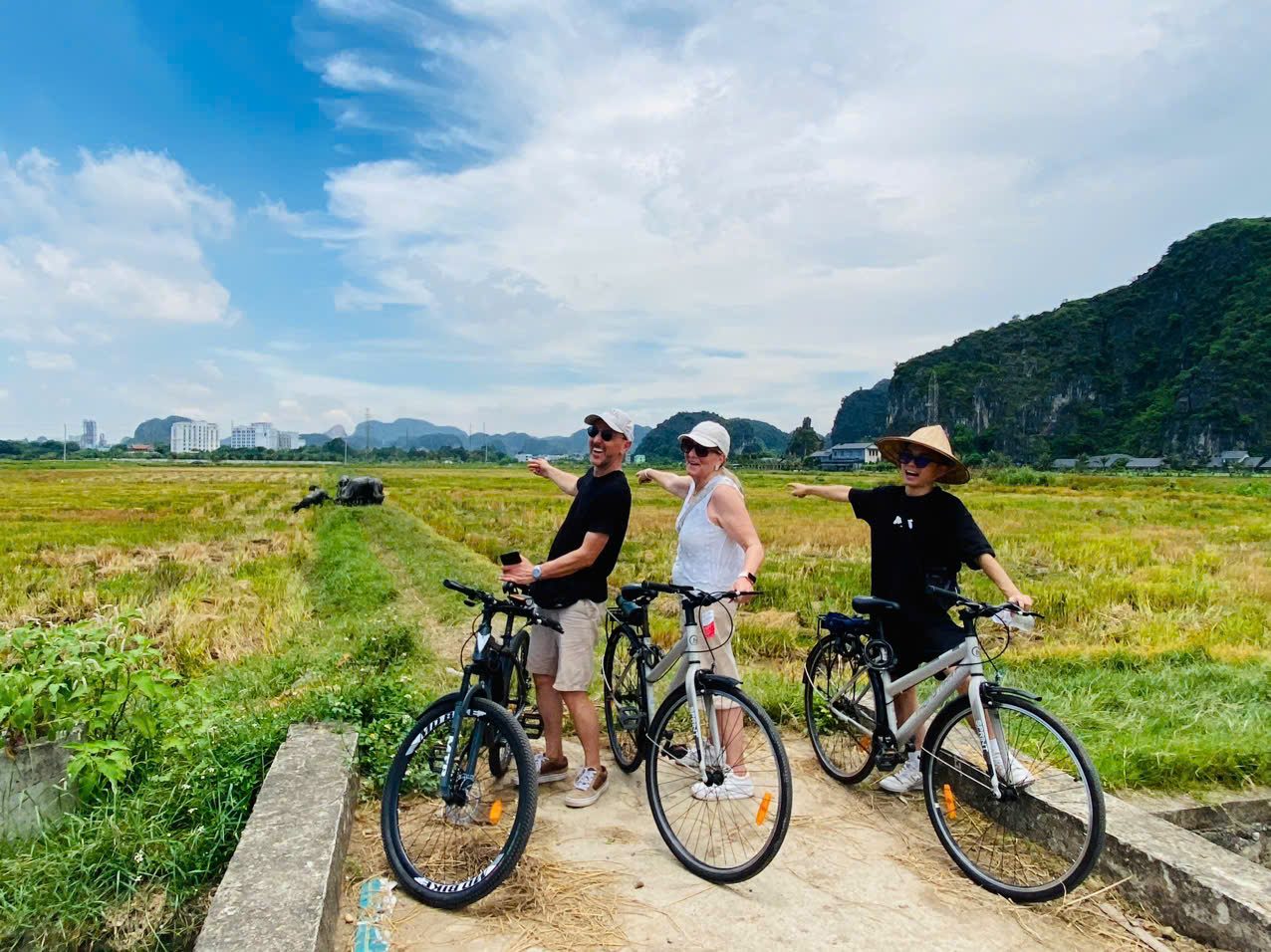 Ninh Binh sunset cycling tour