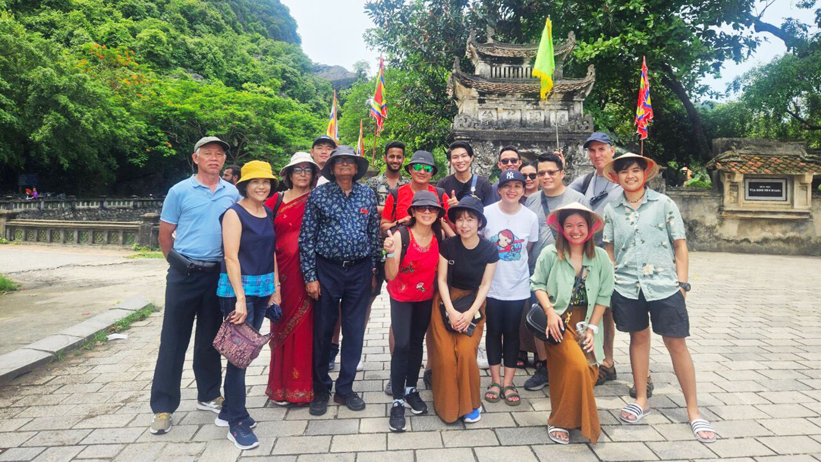 Ninh Binh group tour — scenery and activities