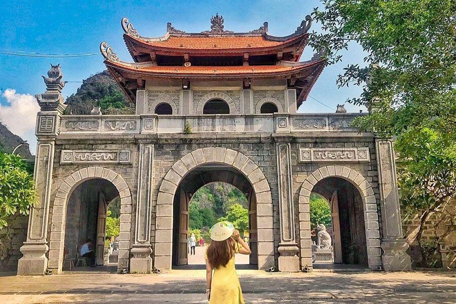 Hoa Lu temple, Ninh Binh heritage tour