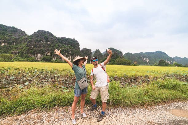 Ninh Binh scenic tour — limestone karsts and waterways