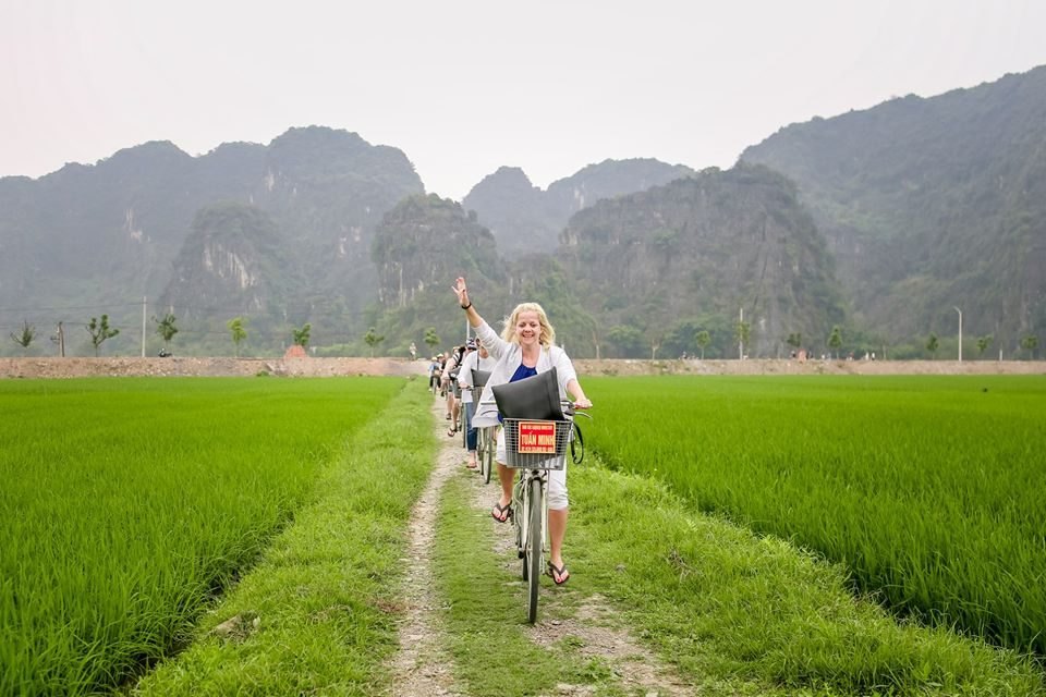Tam Coc Cycling & Golden-Hour Countryside Ride photo 3